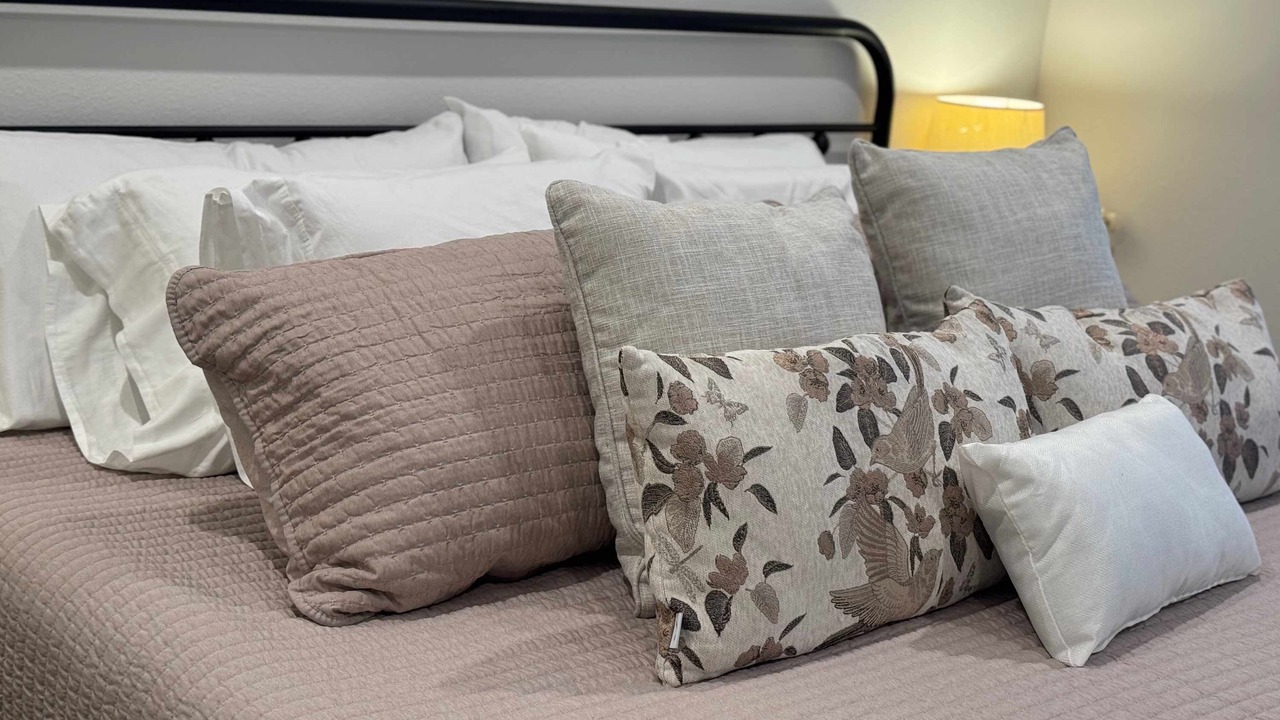 Photo of Others in Harvard