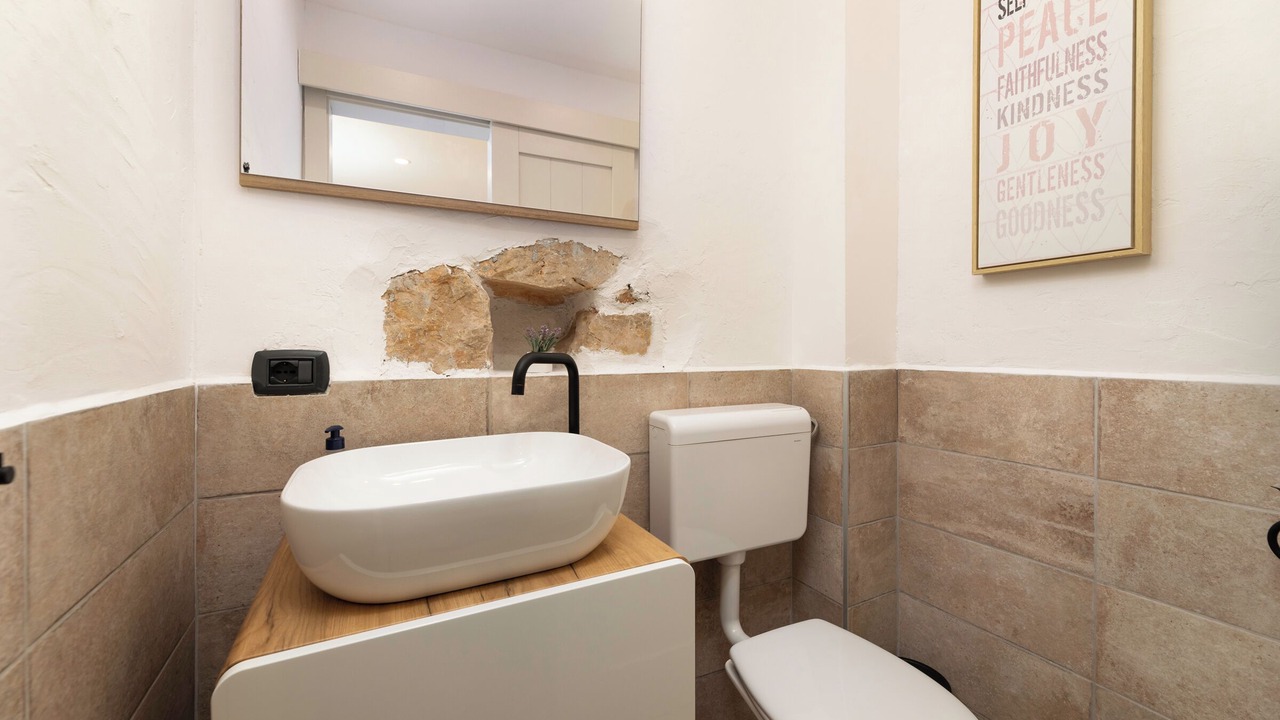 Photo of Bathroom in Gabonjin