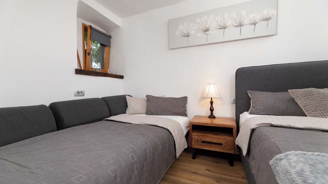 Photo of Bedroom in Gabonjin