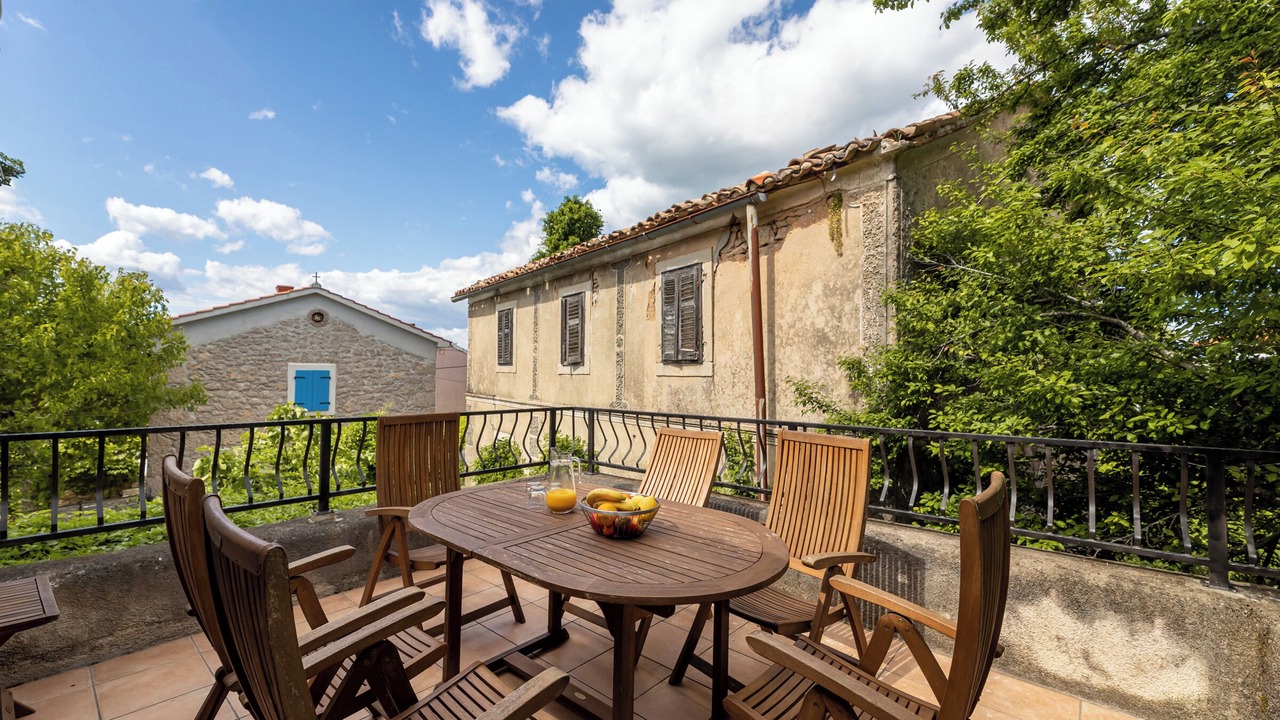 Photo of Outdoor in Gabonjin