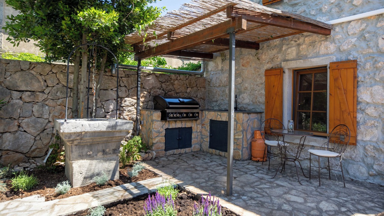 Photo of Patio Balcony in Gabonjin