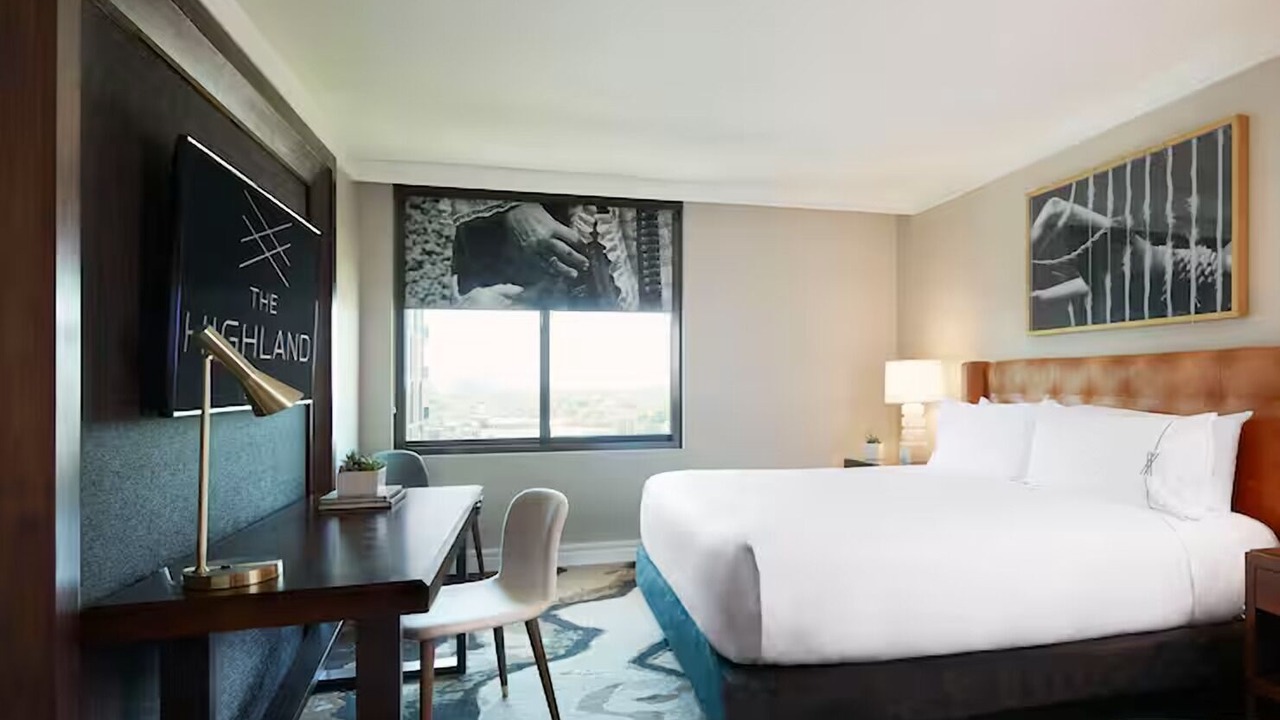 Photo of Bedroom in Glencoe