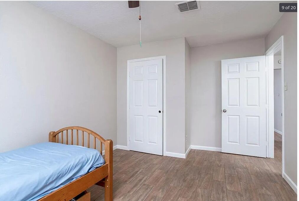 Photo of Bedroom in Grogan's Mill