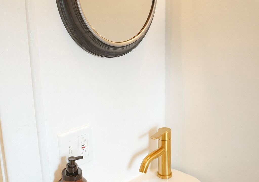 Photo of Bathroom in East Avenue