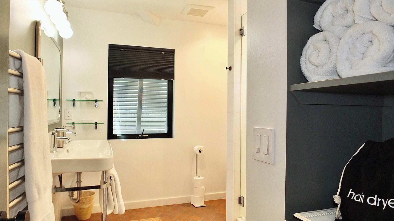 Photo of Bathroom in Naples