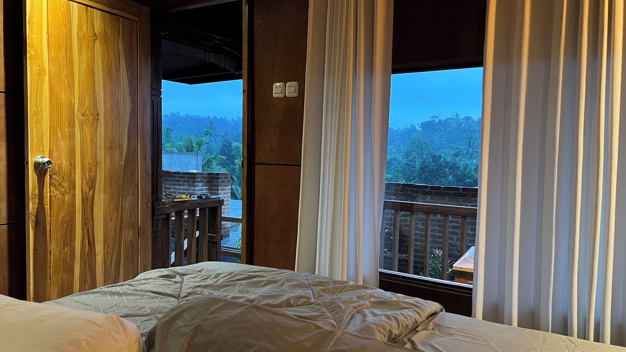 Photo of Bedroom in Tetebatu