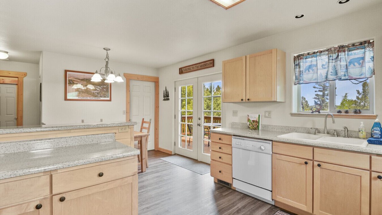 Photo of Kitchen in Divide
