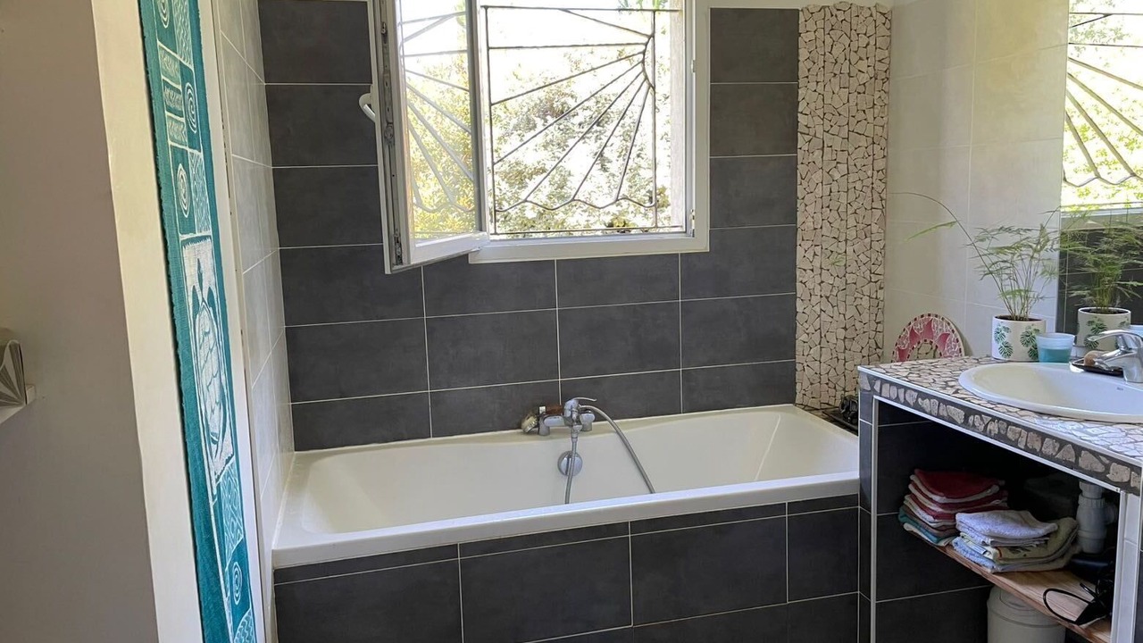 Photo of Bathroom in Lafrancaise