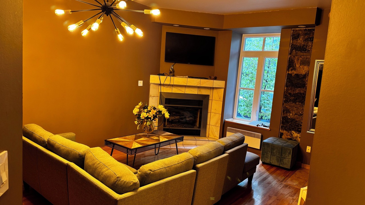 Photo of Livingroom in Downtown Montreal