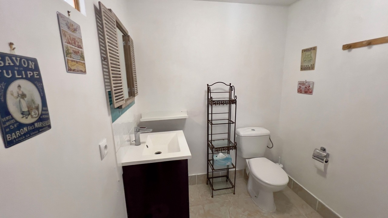 Photo of Bathroom in Lamalou-les-Bains