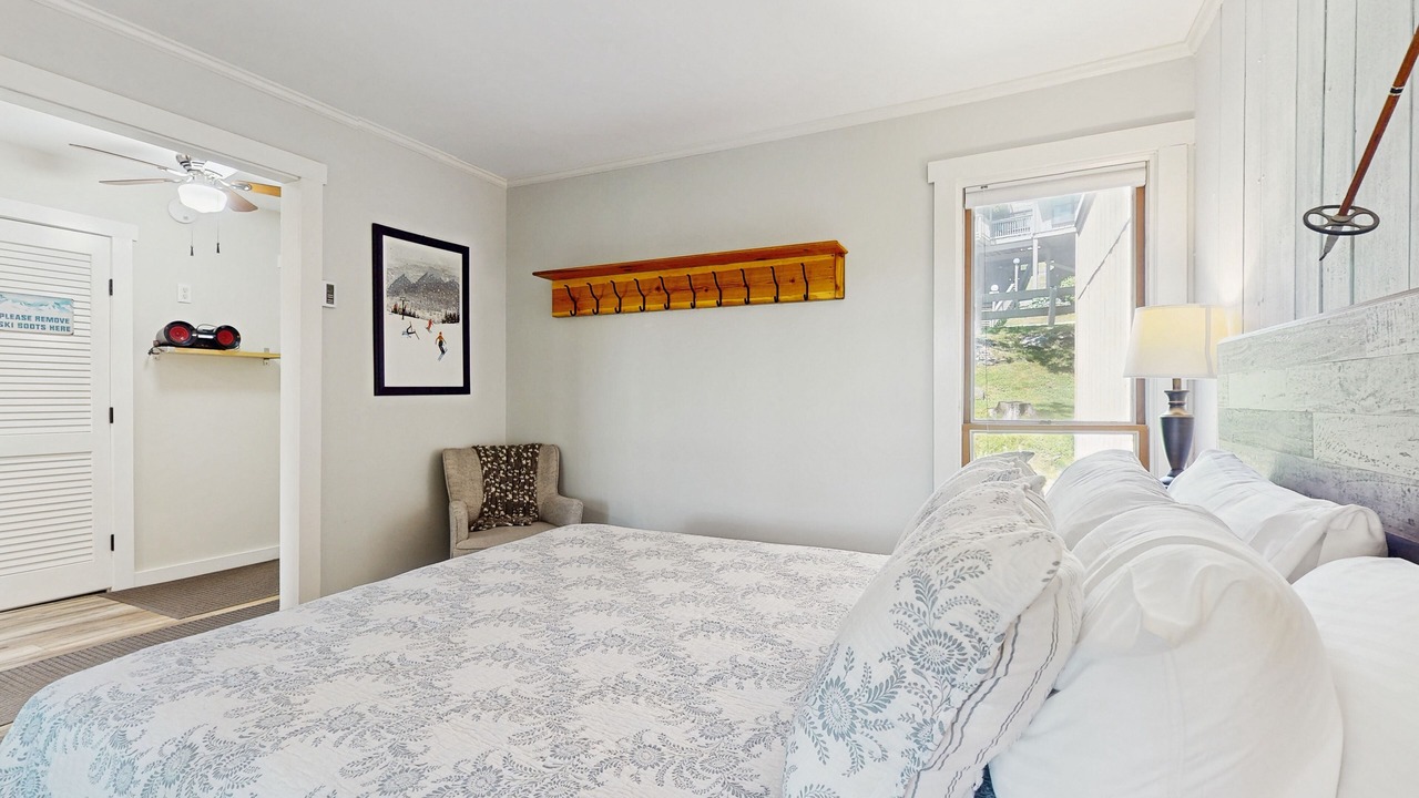 Photo of Bedroom in Warren