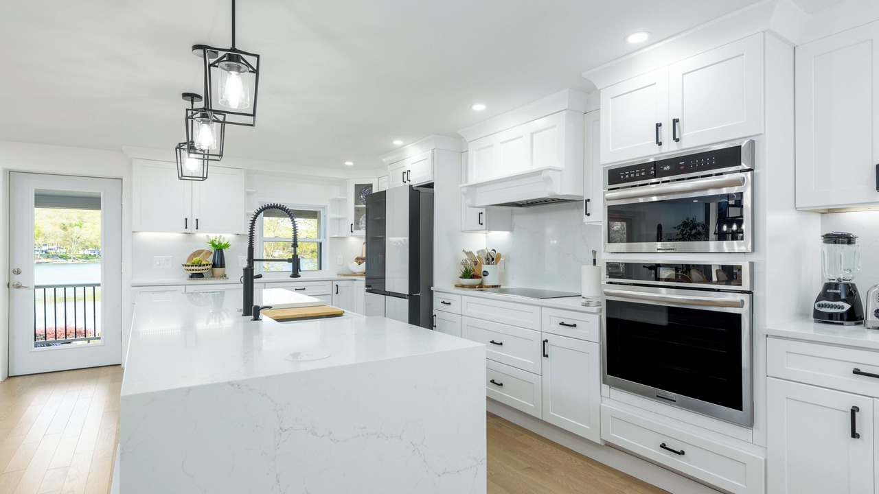 Photo of Kitchen in Coventry Lake