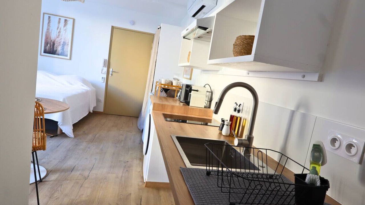 Photo of Kitchen in Camaret-sur-Aigues