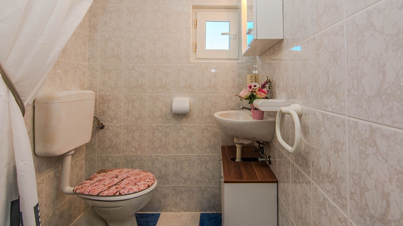 Photo of Bathroom in Nin