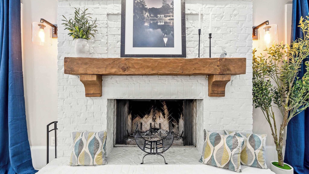 Photo of Livingroom in Midtown