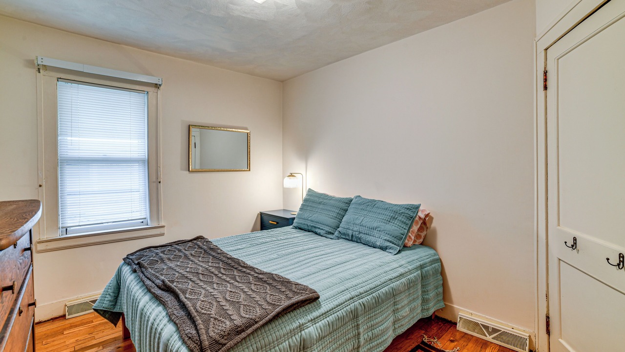 Photo of Others in Vestal