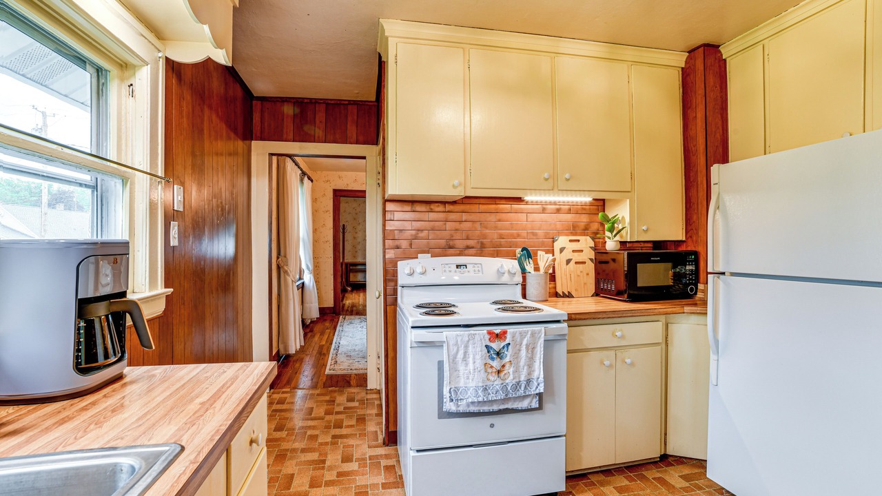 Photo of Others in Vestal