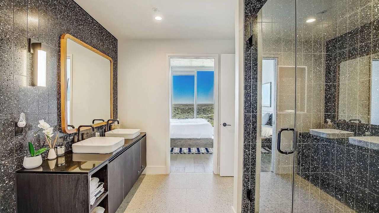 Photo of Bathroom in Rainey Street Historic District