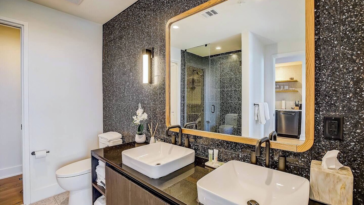 Photo of Bathroom in Rainey Street Historic District