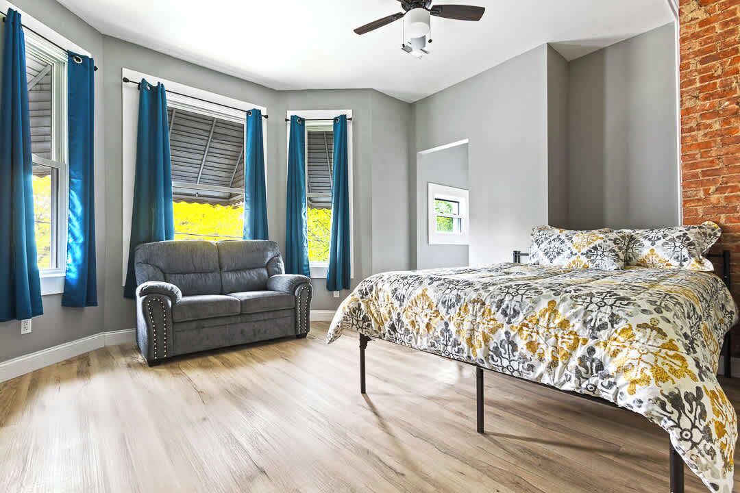 Photo of Others in Niagara Falls