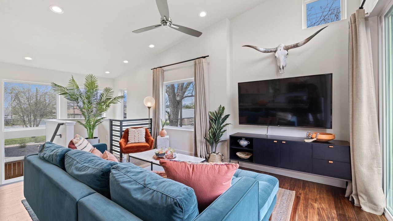 Photo of Bedroom in Govalle