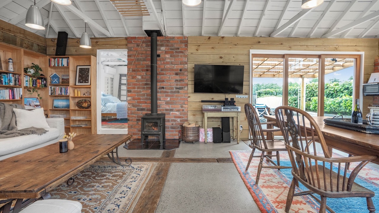 Photo of Others in Featherston