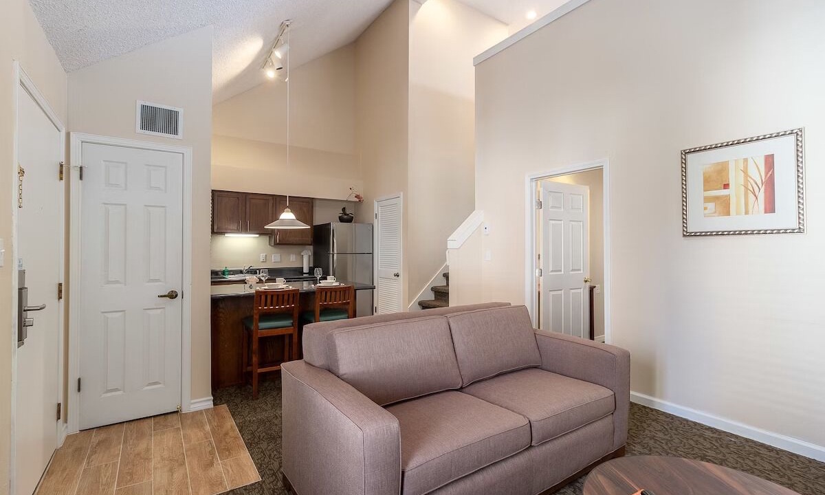 Photo of Livingroom in Biggs Field