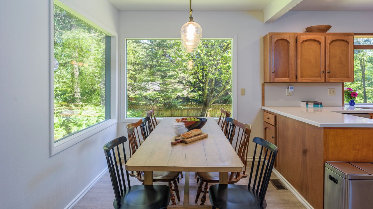 Photo of Others in Eastsound