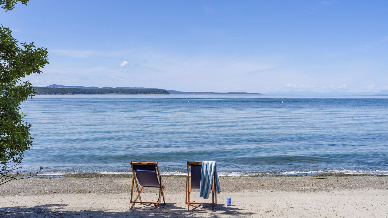 Photo of Others in Eastsound