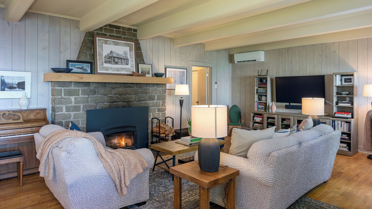 Photo of Others in Eastsound