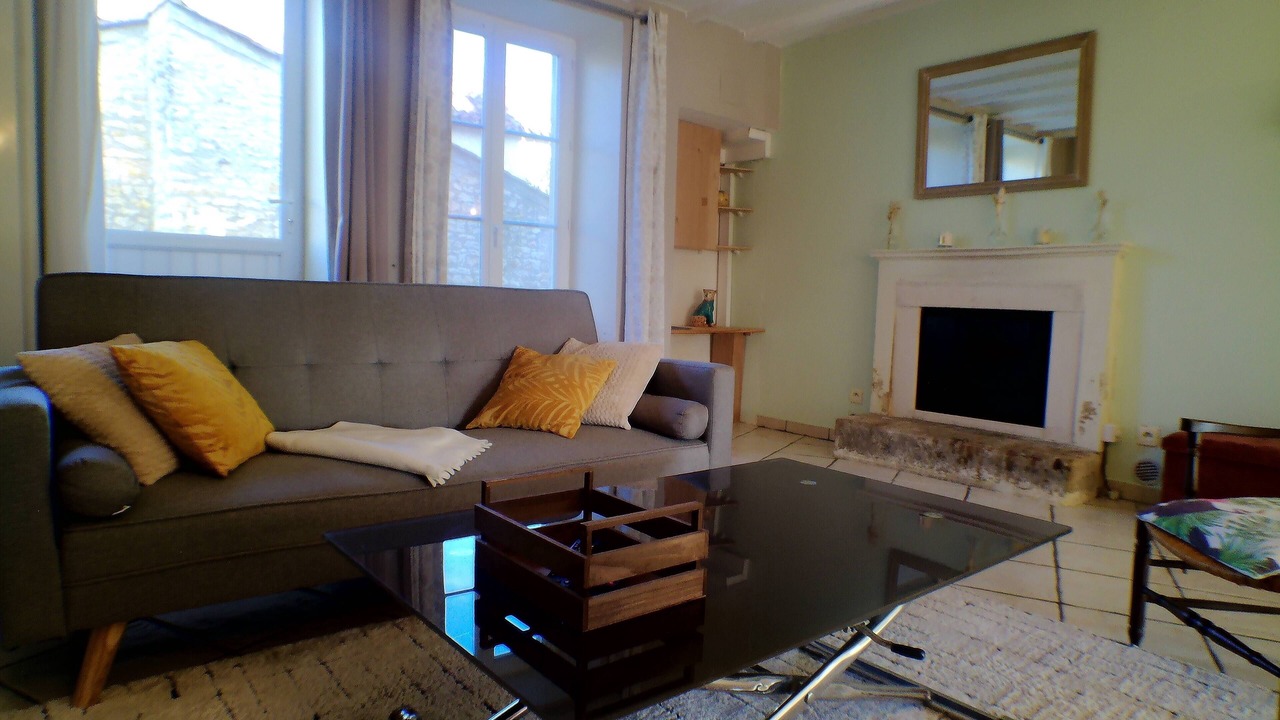 Photo of Livingroom in Lavoux