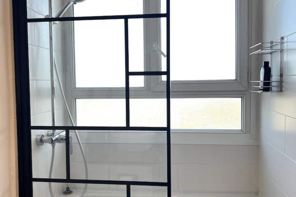 Photo of Bathroom in Residence Las Rebes Batiment