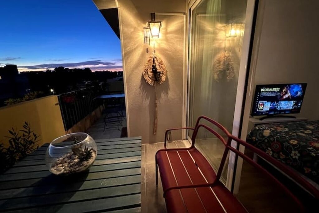 Photo of Patio Balcony in Residence Las Rebes Batiment