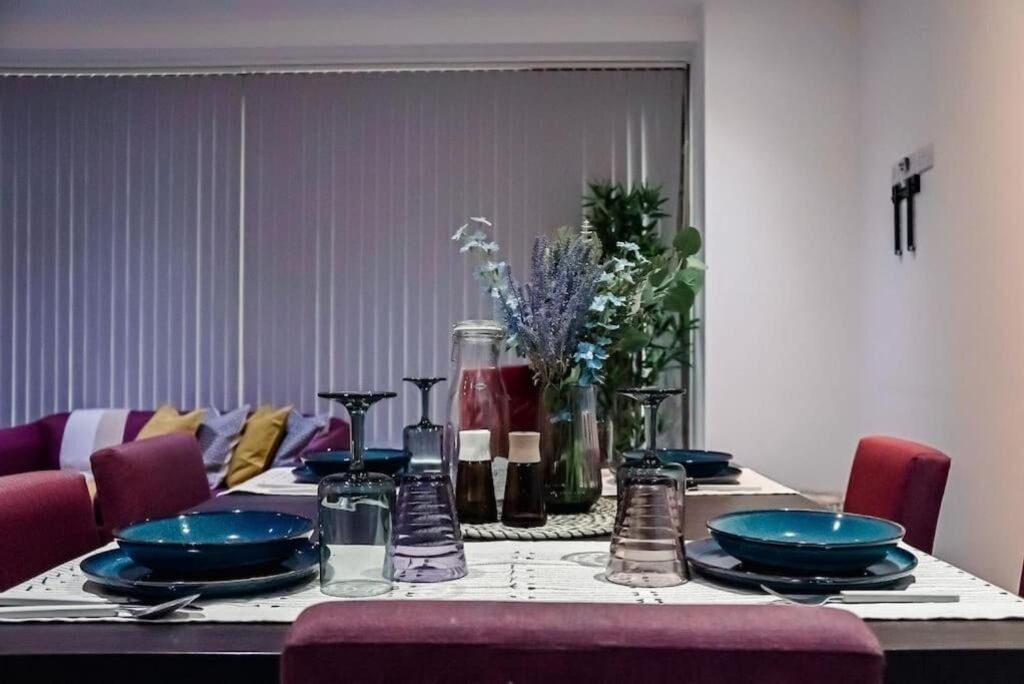 Photo of Others in London Borough of Hounslow