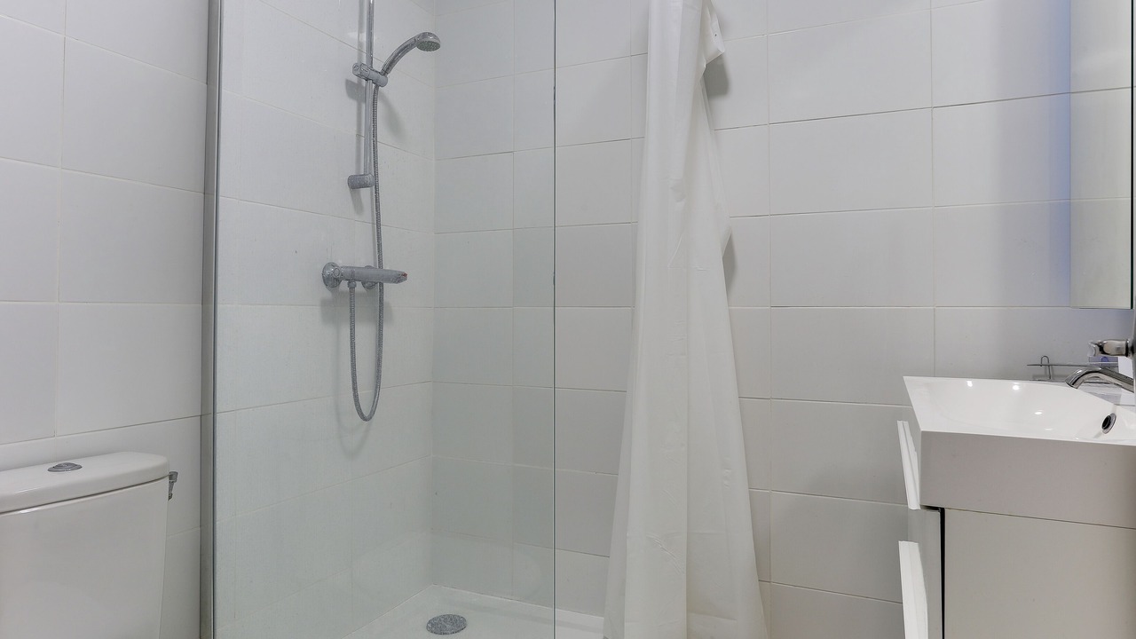 Photo of Bathroom in Colombier - Champ de Mars