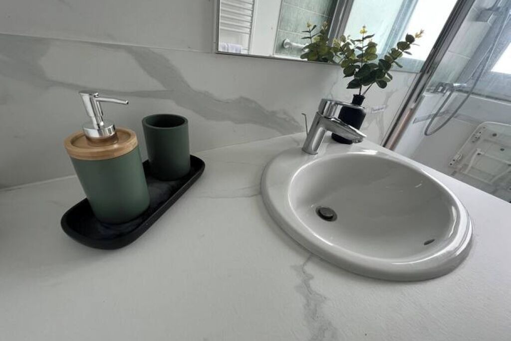 Photo of Bathroom in Alco
