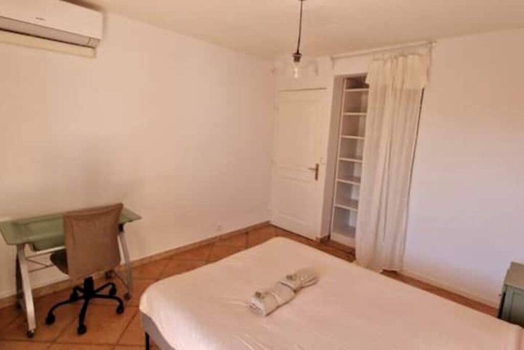 Photo of Bedroom in Lemasson