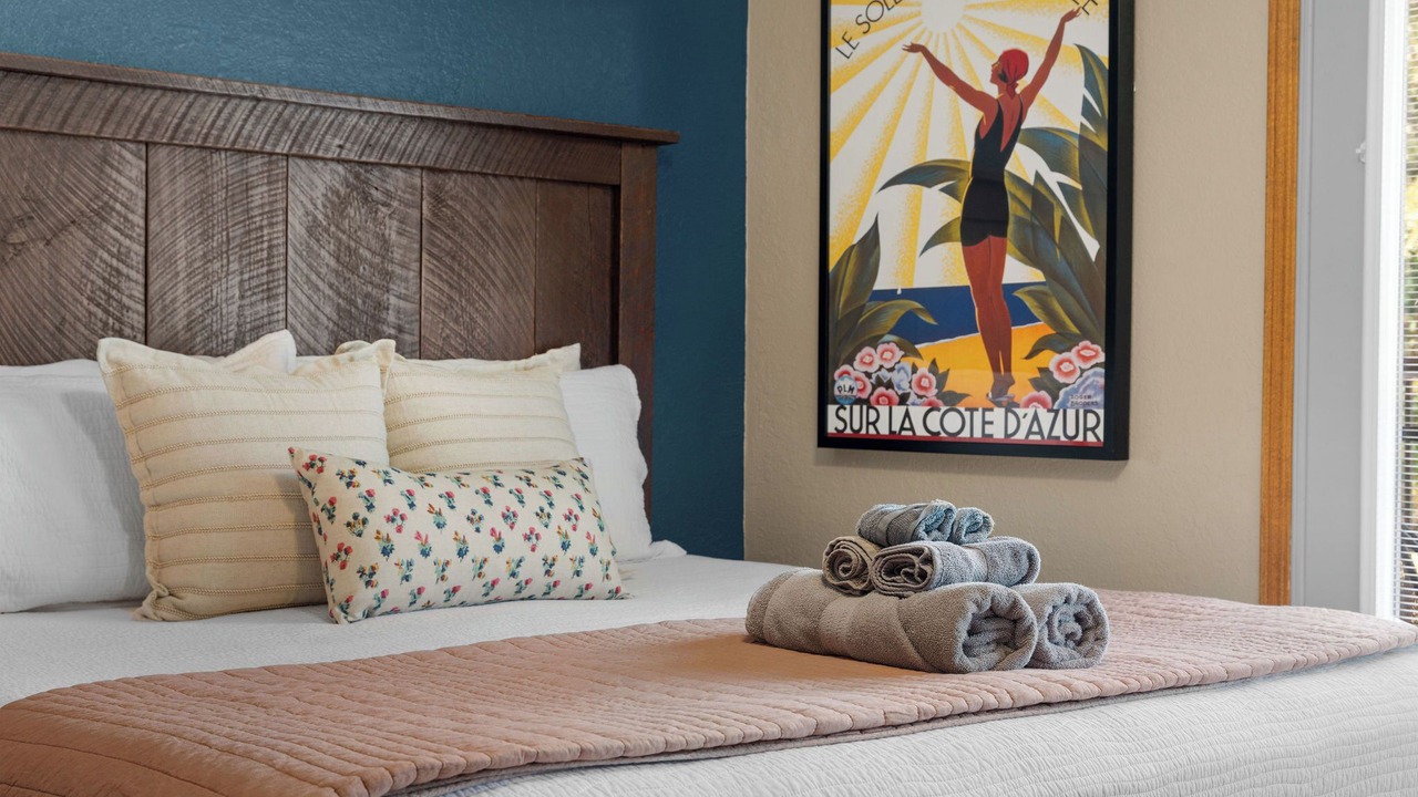 Photo of Bedroom in Branson West