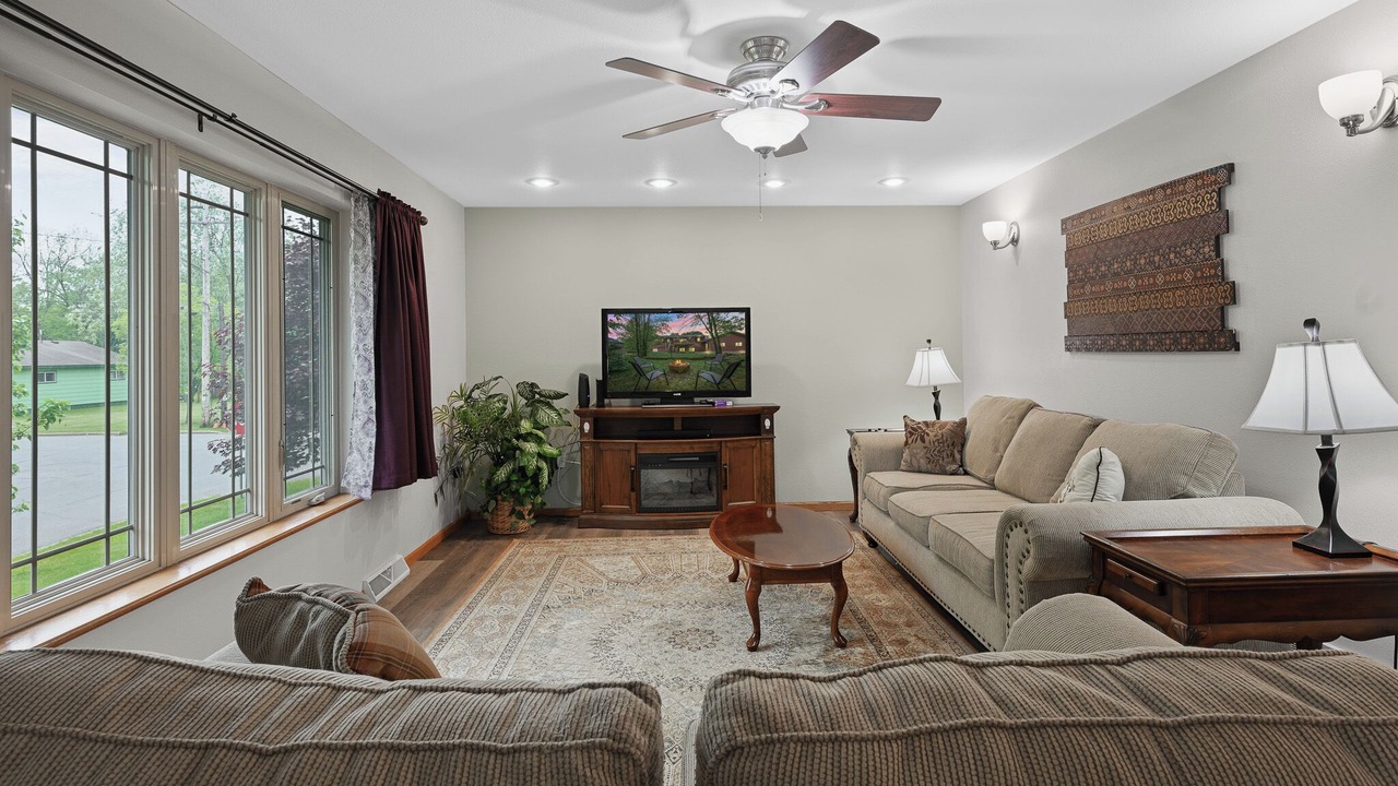 Photo of Livingroom in Mosinee