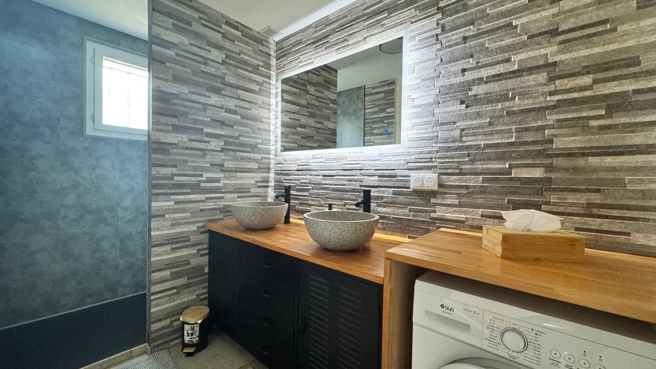 Photo of Bathroom in Foix