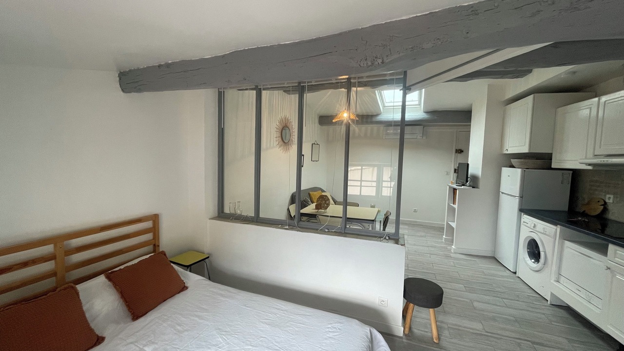 Photo of Bedroom in La Cadiere-d'Azur