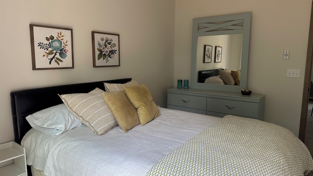 Photo of Bedroom in Holcombe