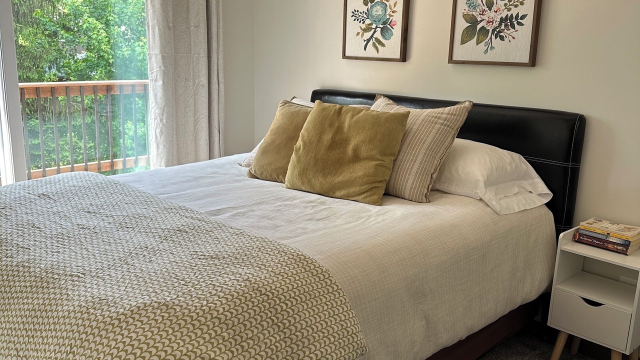 Photo of Bedroom in Holcombe