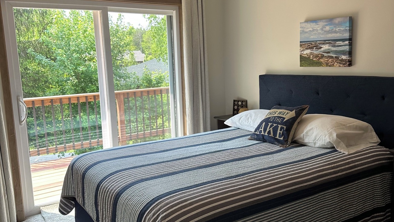 Photo of Bedroom in Holcombe