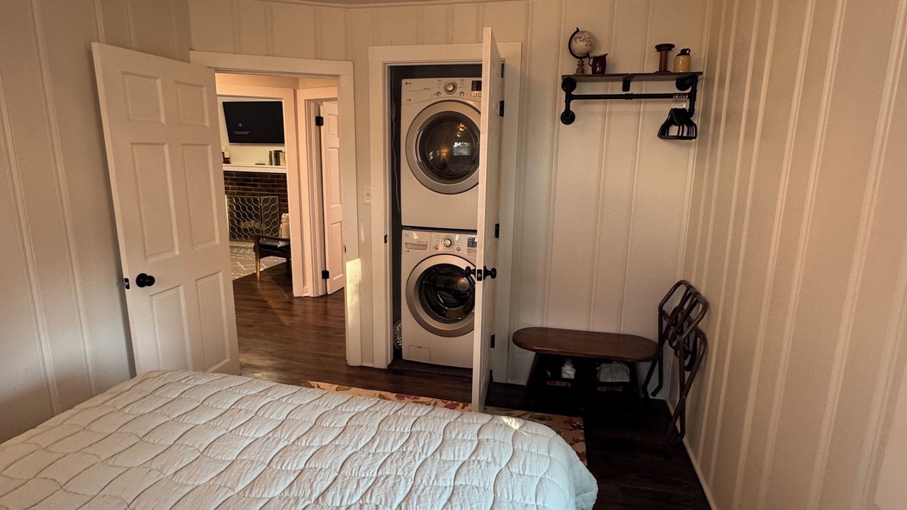 Photo of Bedroom in Lee's Summit