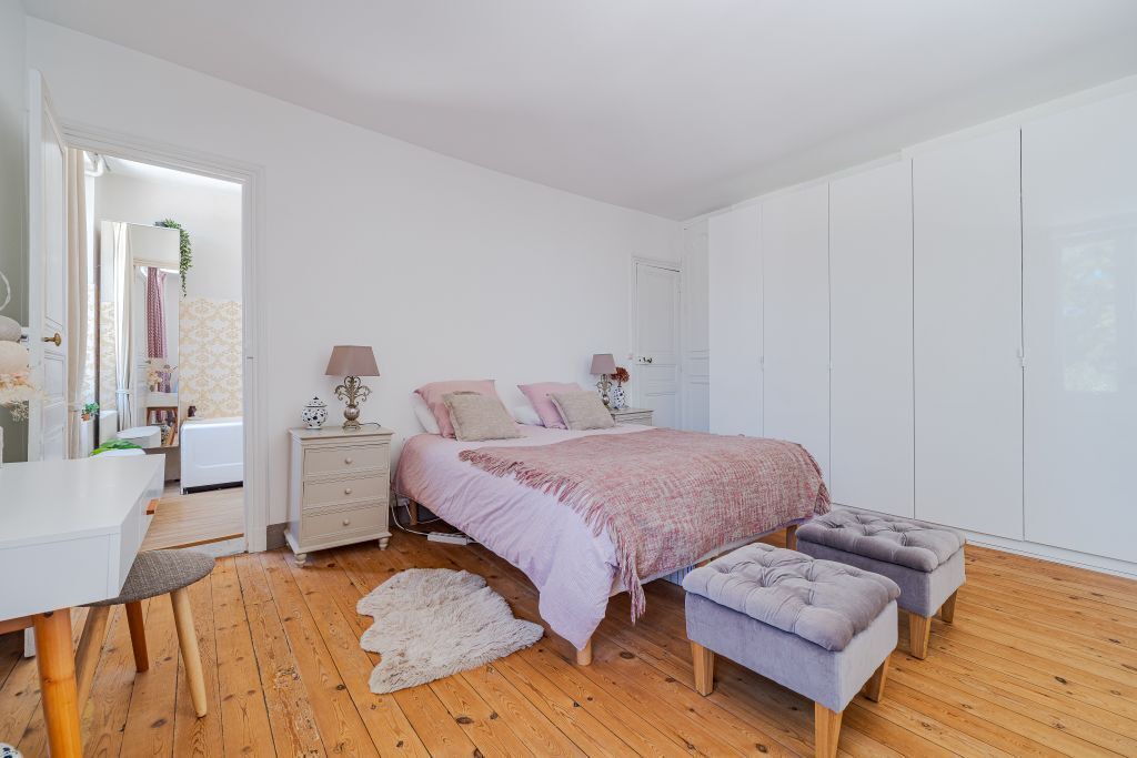 Photo of Bedroom in Saint-Martin-le-Beau