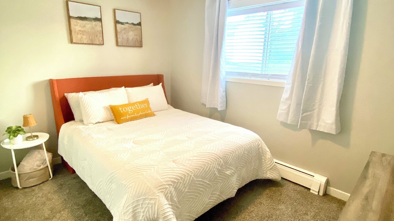 Photo of Bedroom in Cedar Rapids