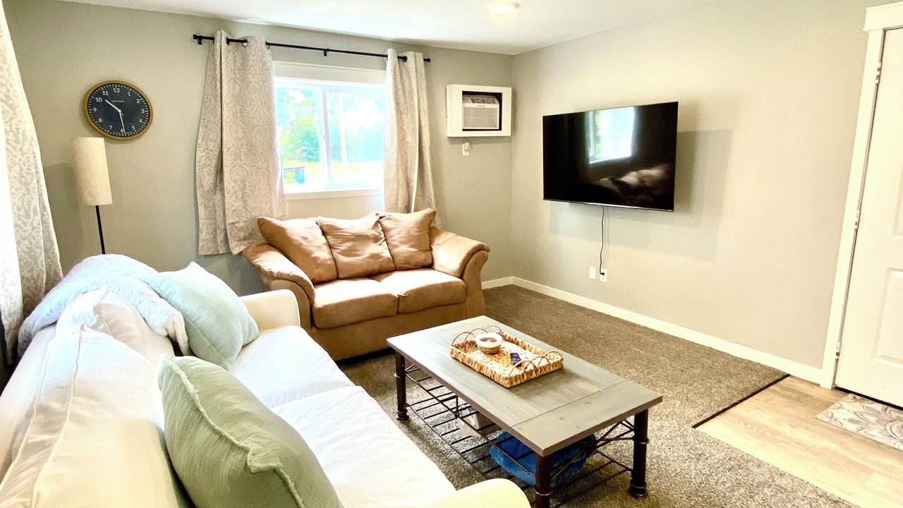 Photo of Livingroom in Cedar Rapids
