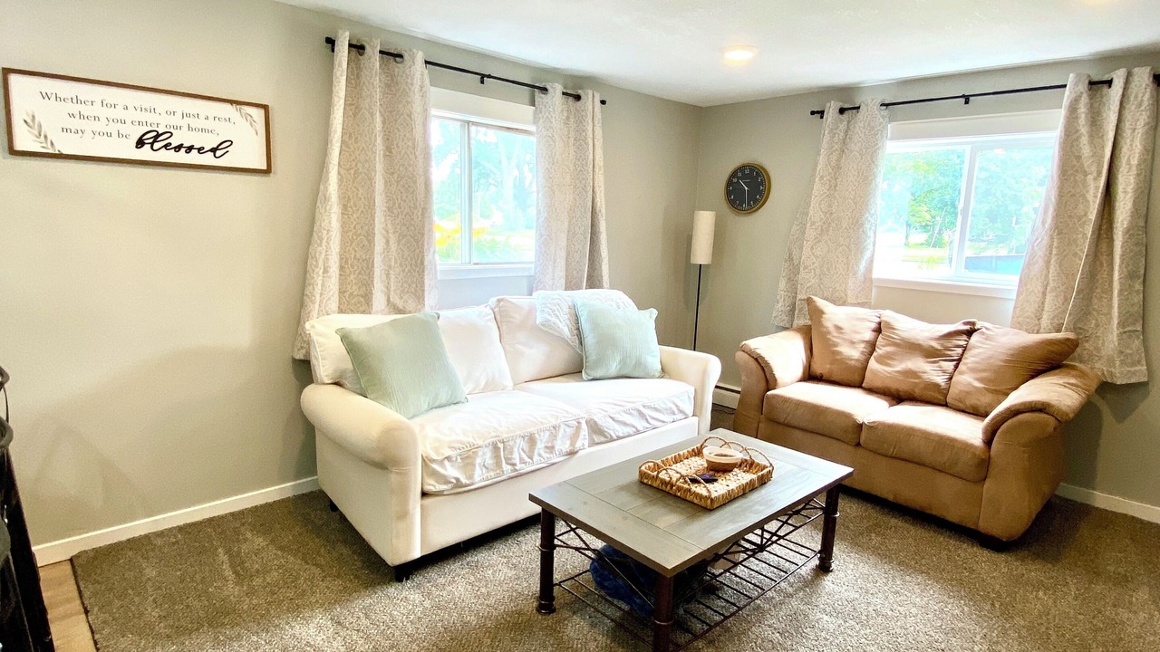 Photo of Livingroom in Cedar Rapids