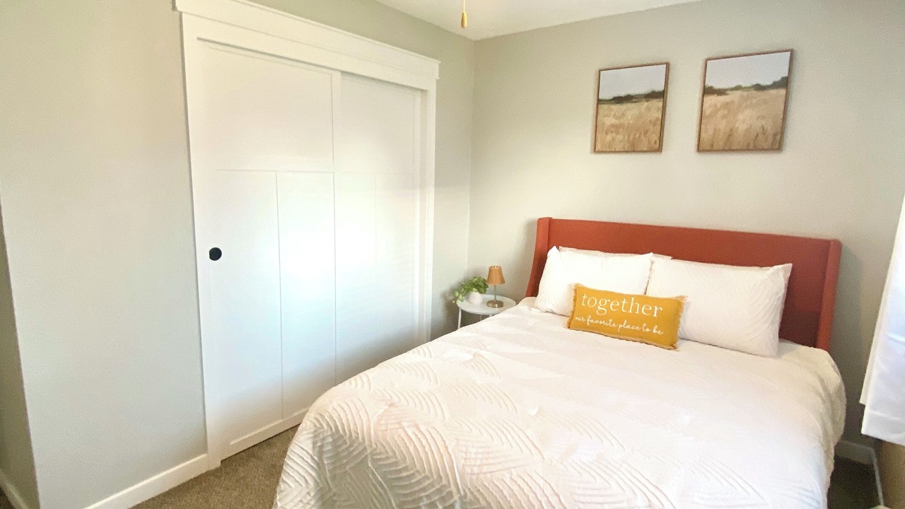 Photo of Bedroom in Cedar Rapids